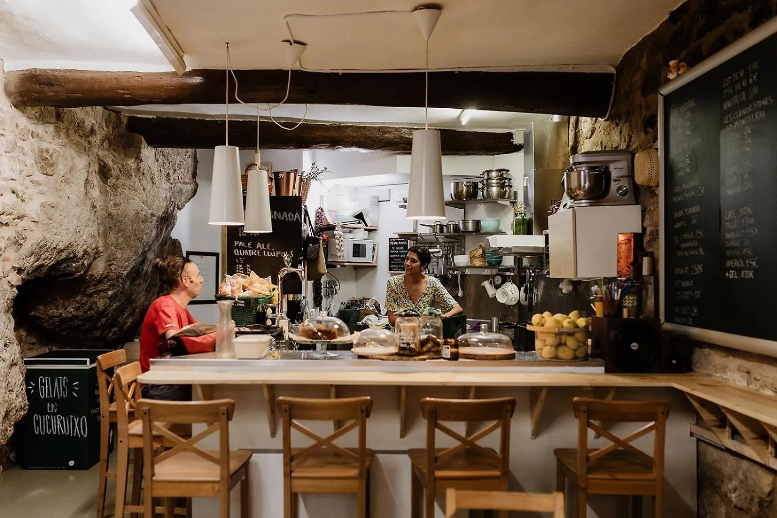 El Refugi Hostel Arboli 0*,  Spain